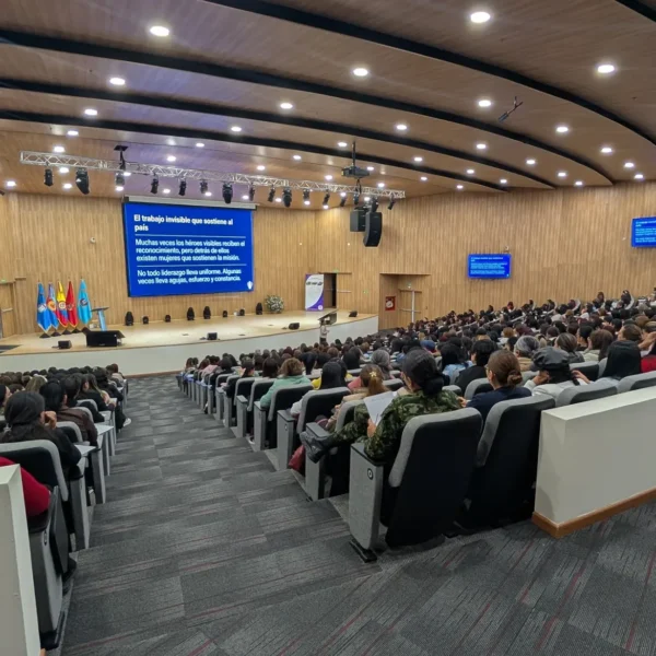 Conferencia Hacerlo Bien y Que Valga la Pena ✨ ¡un encuentro para agradecer y fortalecer nuestro propósito! ✨con gran éxito llevamos a cabo (4)