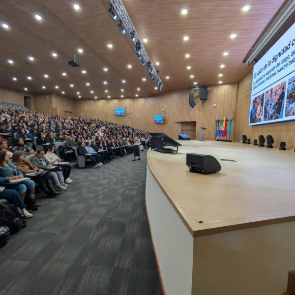 Conferencia Hacerlo Bien y Que Valga la Pena ✨ ¡un encuentro para agradecer y fortalecer nuestro propósito! ✨con gran éxito llevamos a cabo (5)