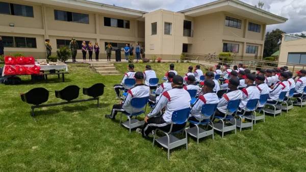la asociación damas protectoras del soldado 💜 llegó hasta el batallón de caballería mecanizado (6)