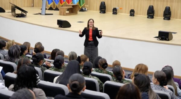 Conferencia Hacerlo Bien y Que Valga la Pena img 20260508 wa0021
